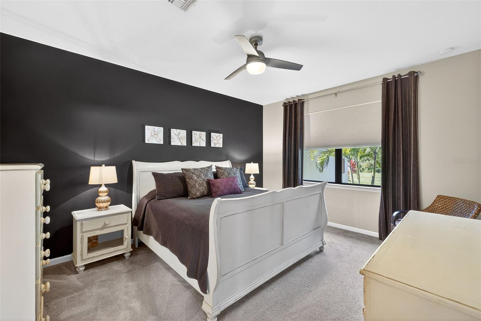 Image 16 of 36 For 5821 Mayflower Way