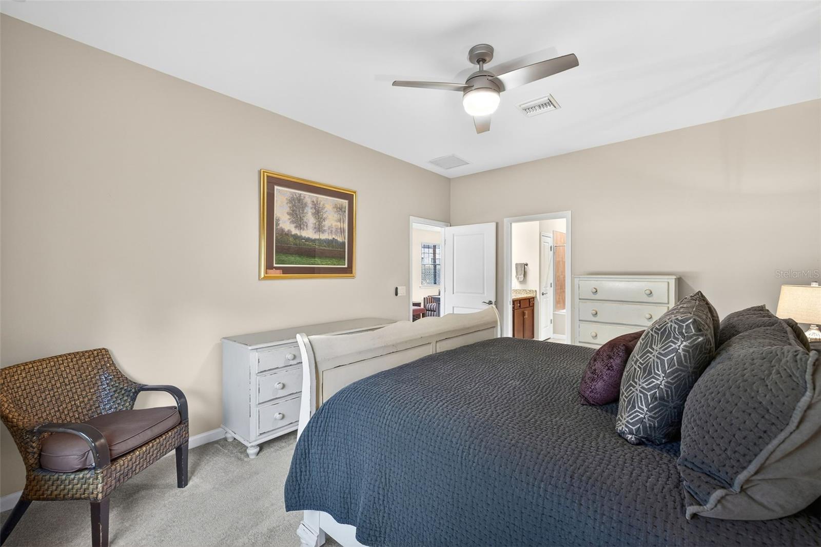 Image 18 of 36 For 5821 Mayflower Way