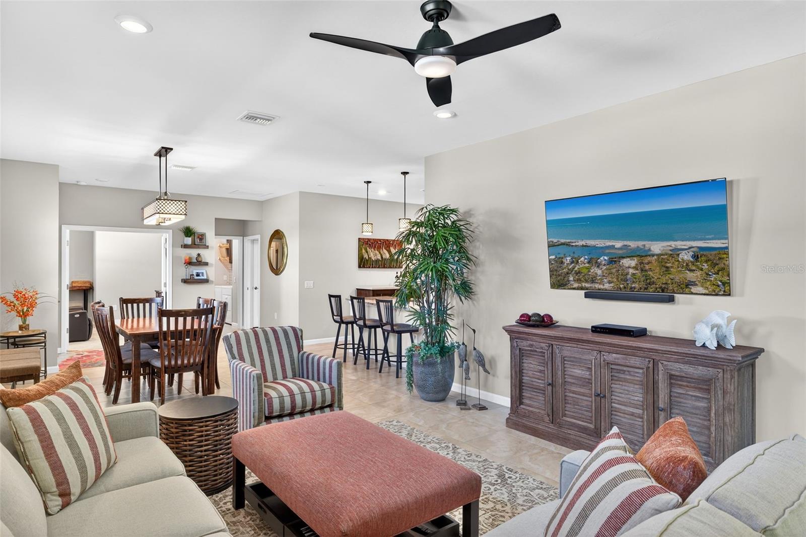 Image 6 of 36 For 5821 Mayflower Way