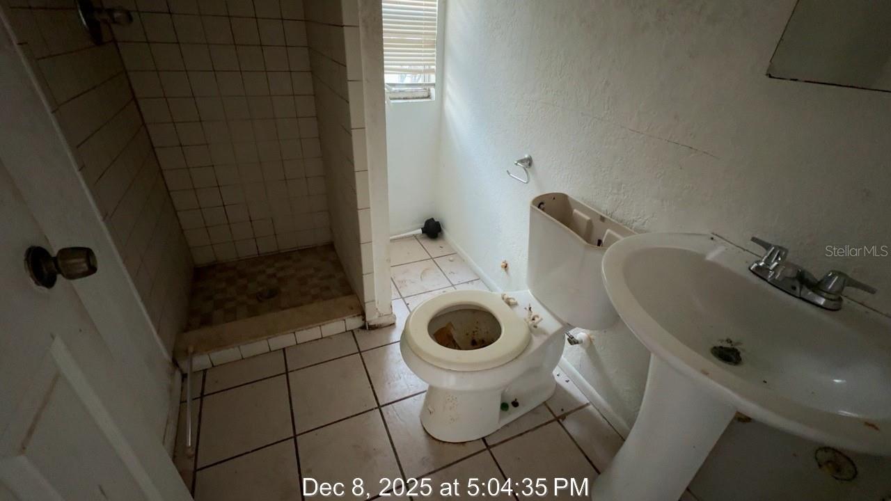 Image 19 of 20 For 1672 10th Street