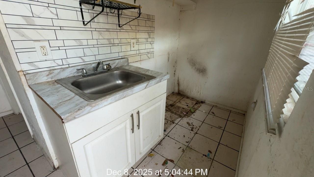 Image 20 of 20 For 1672 10th Street