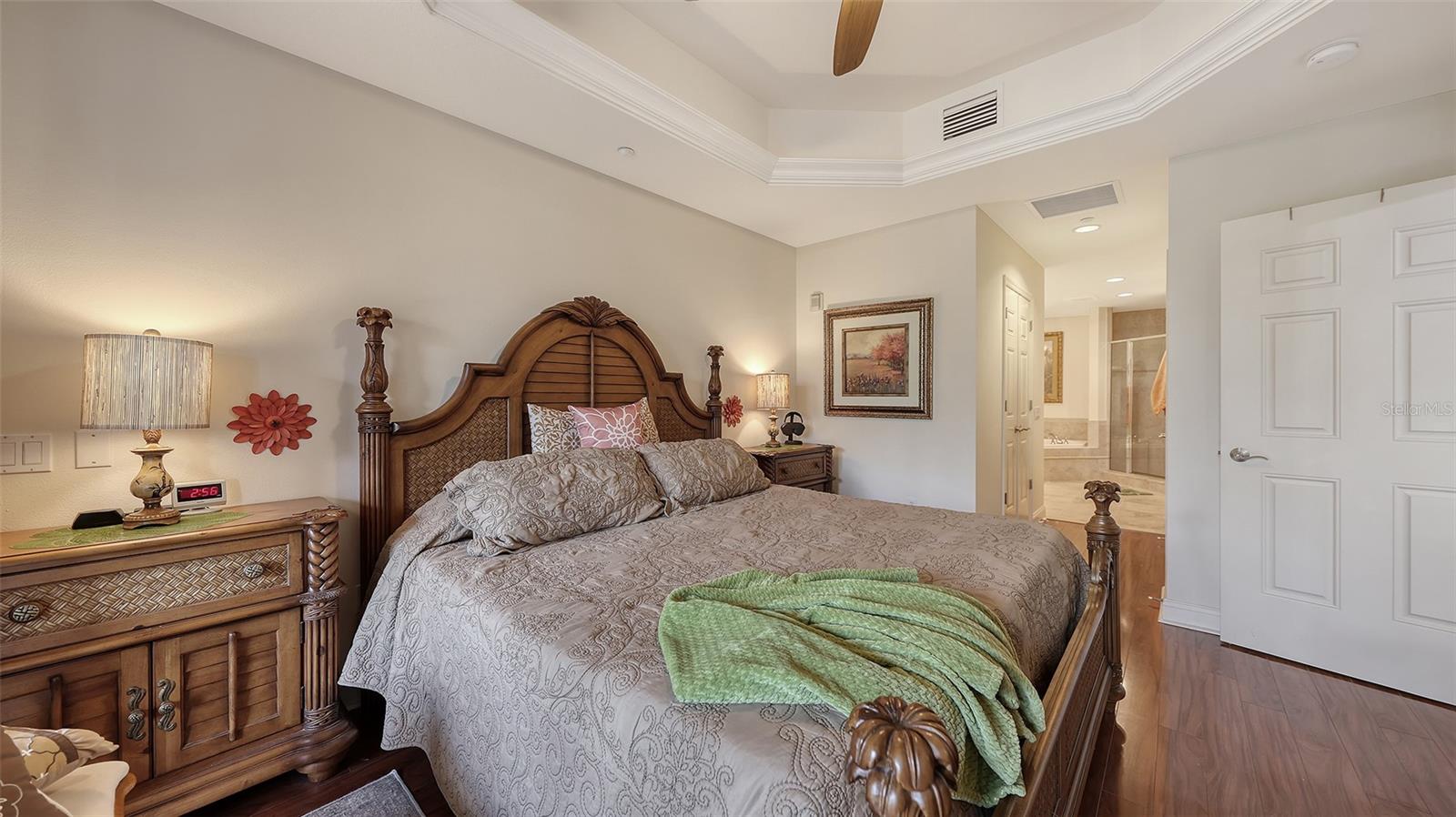 Image 20 of 60 For 7718 Lake Vista Court 207