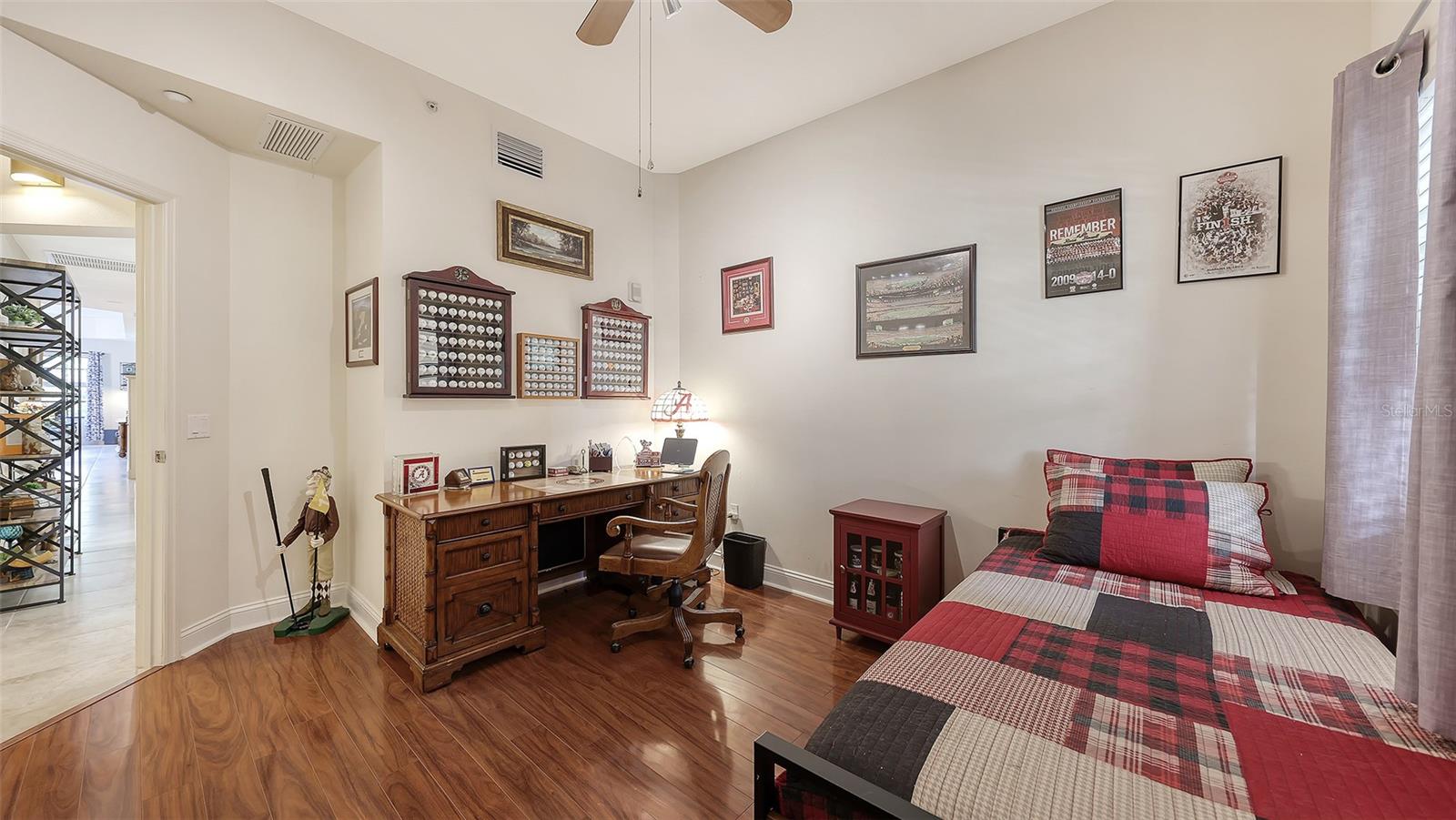 Image 29 of 60 For 7718 Lake Vista Court 207