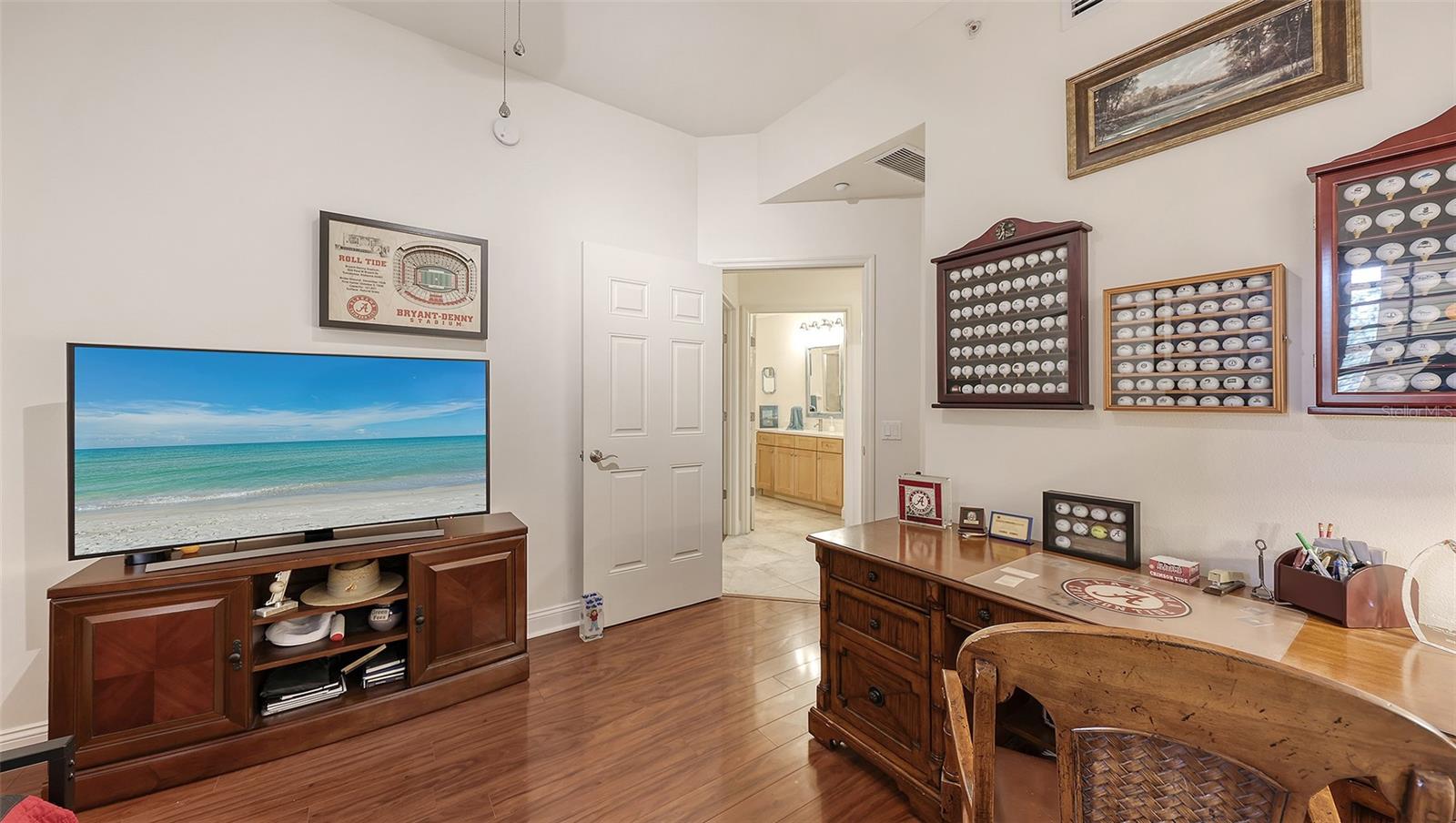 Image 30 of 60 For 7718 Lake Vista Court 207