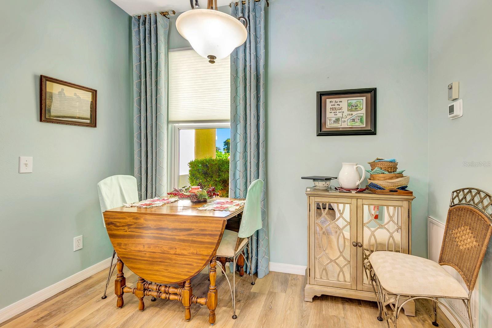 Image 17 of 57 For 6200 Weymouth Drive