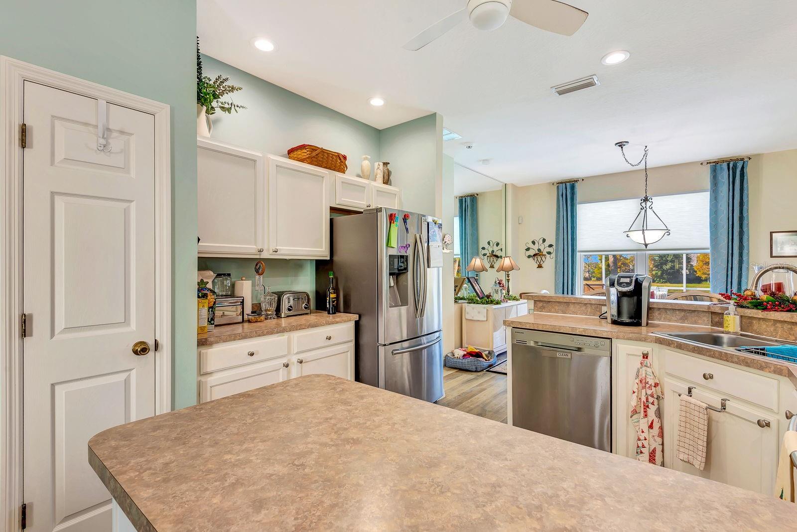 Image 19 of 57 For 6200 Weymouth Drive