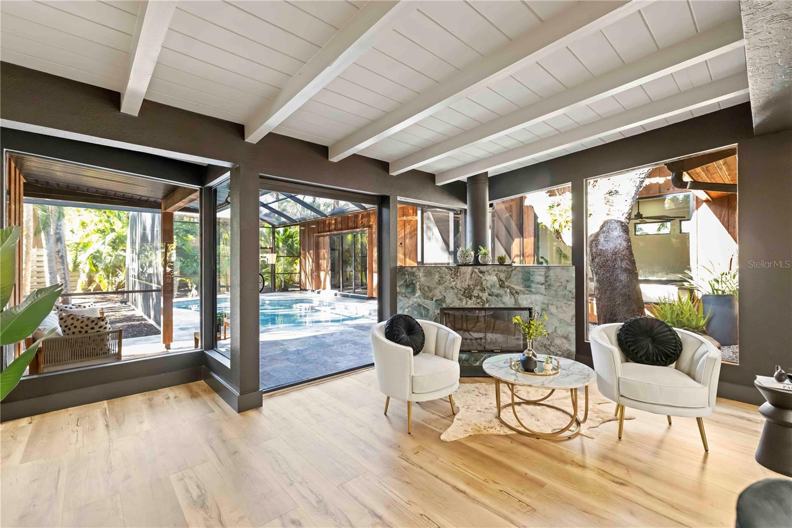 Image 25 of 77 For 4534 Banan Place