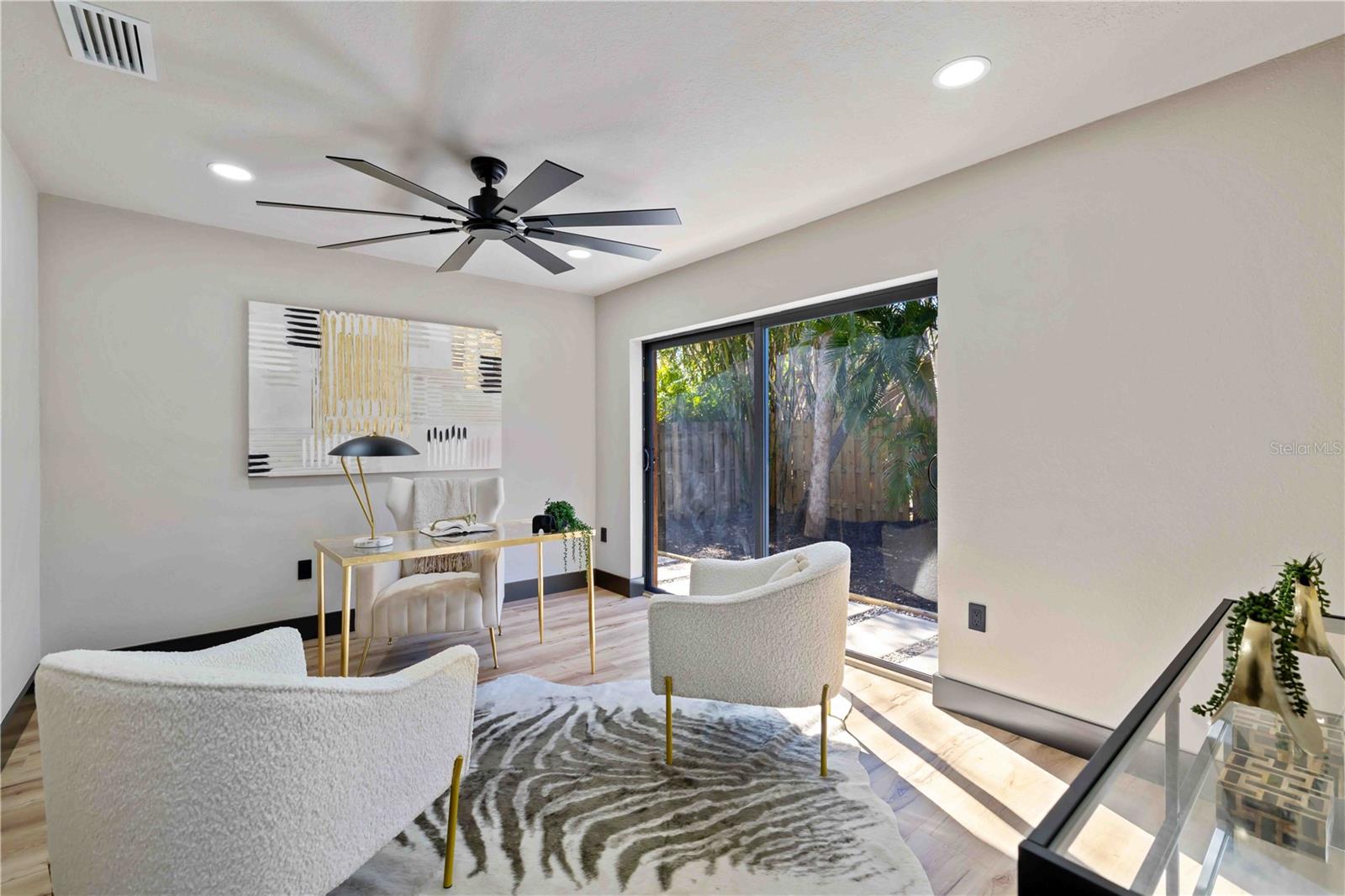 Image 45 of 77 For 4534 Banan Place