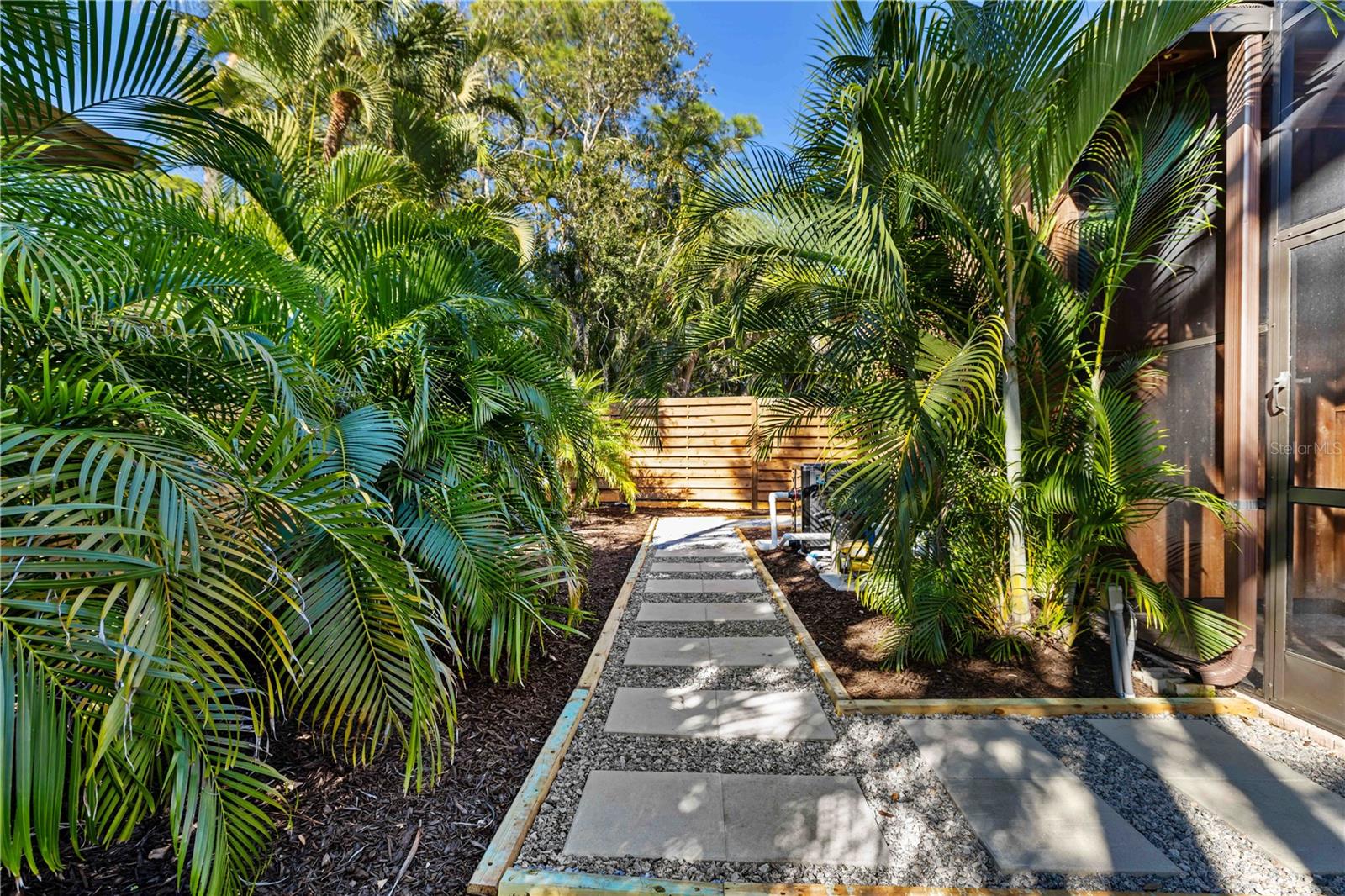 Image 55 of 77 For 4534 Banan Place