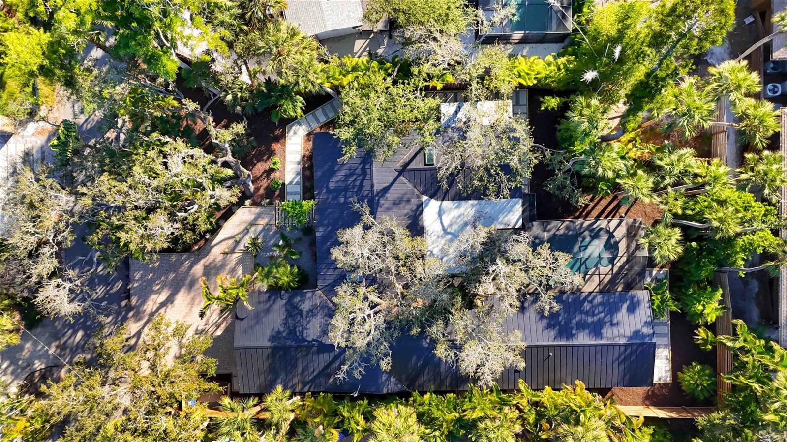 Image 60 of 77 For 4534 Banan Place