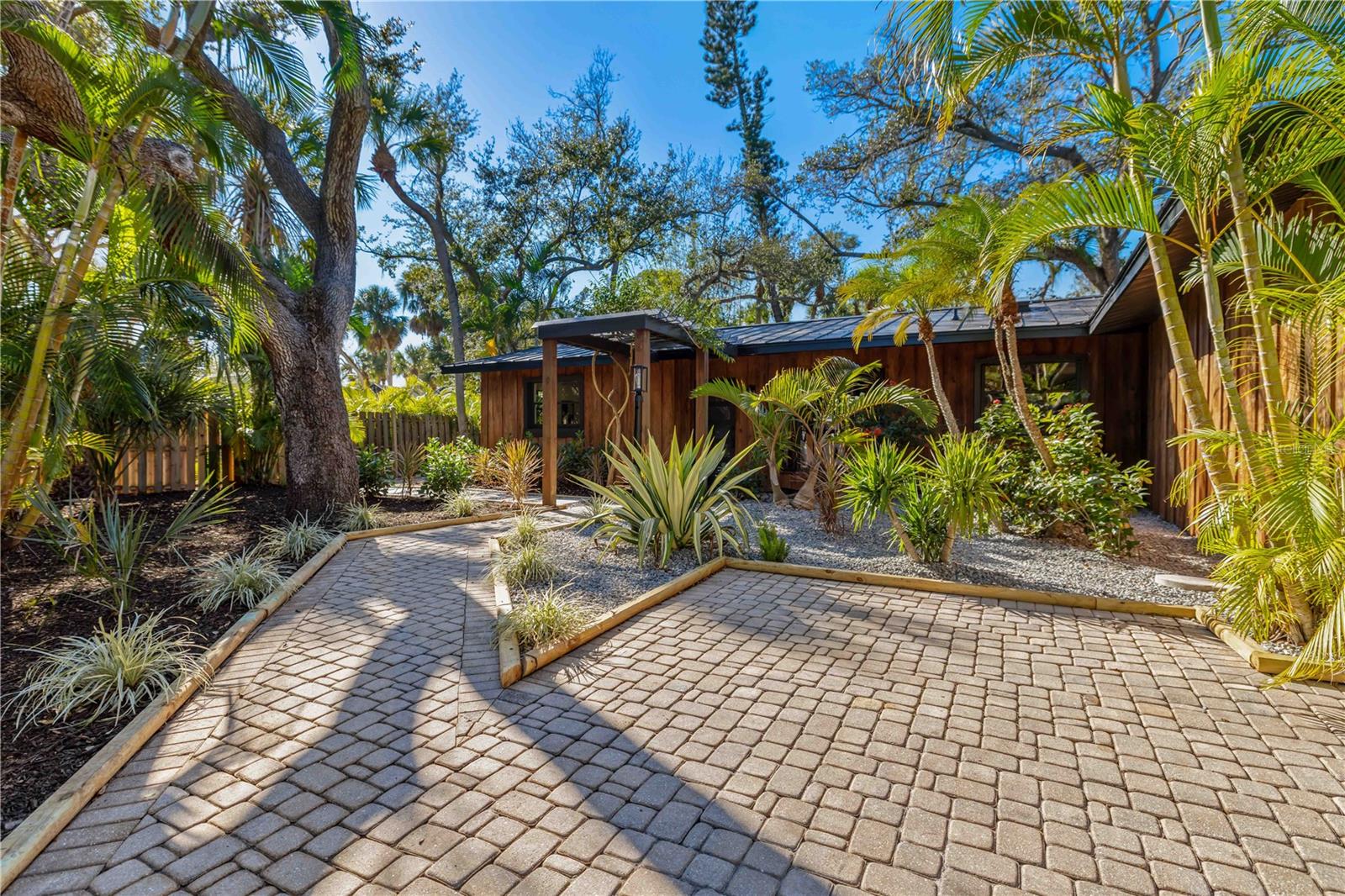 Image 77 of 77 For 4534 Banan Place