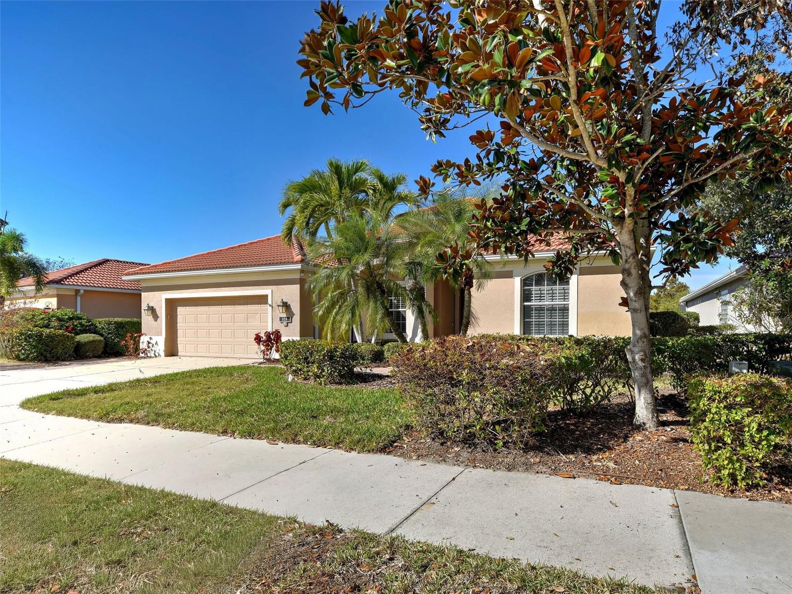 Image 43 of 80 For 523 Habitat Boulevard