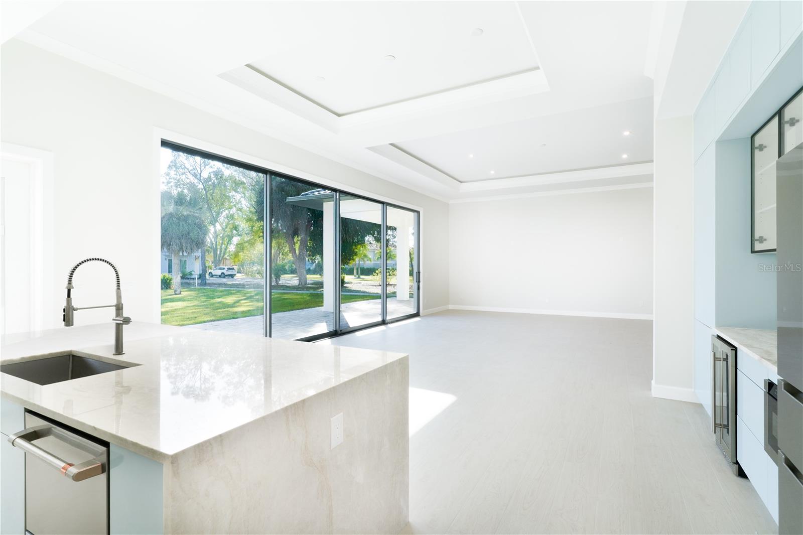 Image 15 of 64 For 2414 Bayshore Road