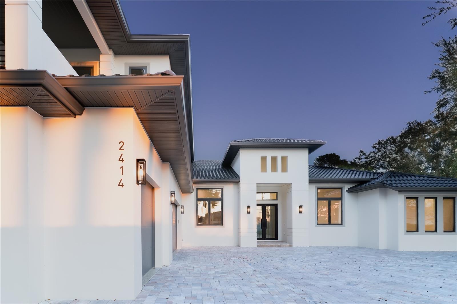 Image 2 of 64 For 2414 Bayshore Road