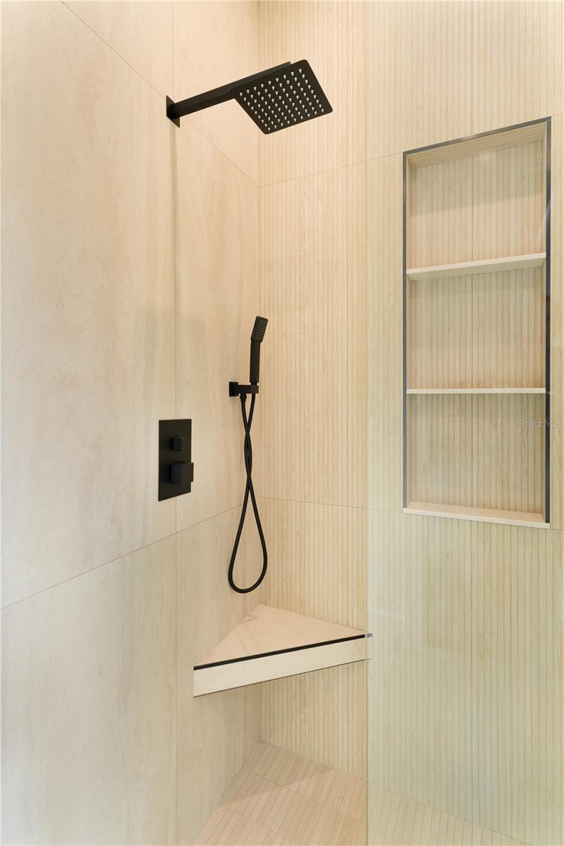 Image 37 of 64 For 2414 Bayshore Road