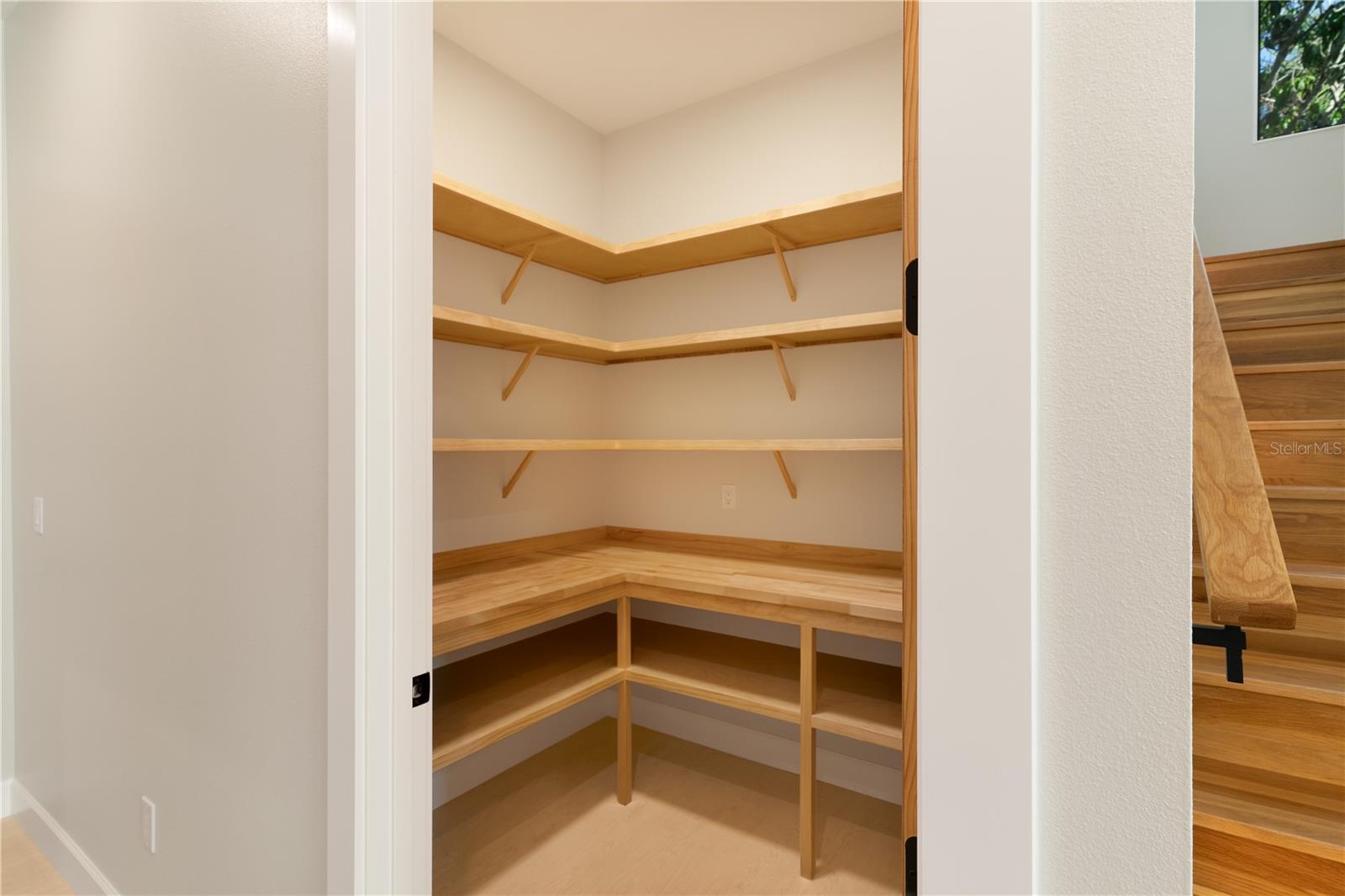 Image 45 of 64 For 2414 Bayshore Road