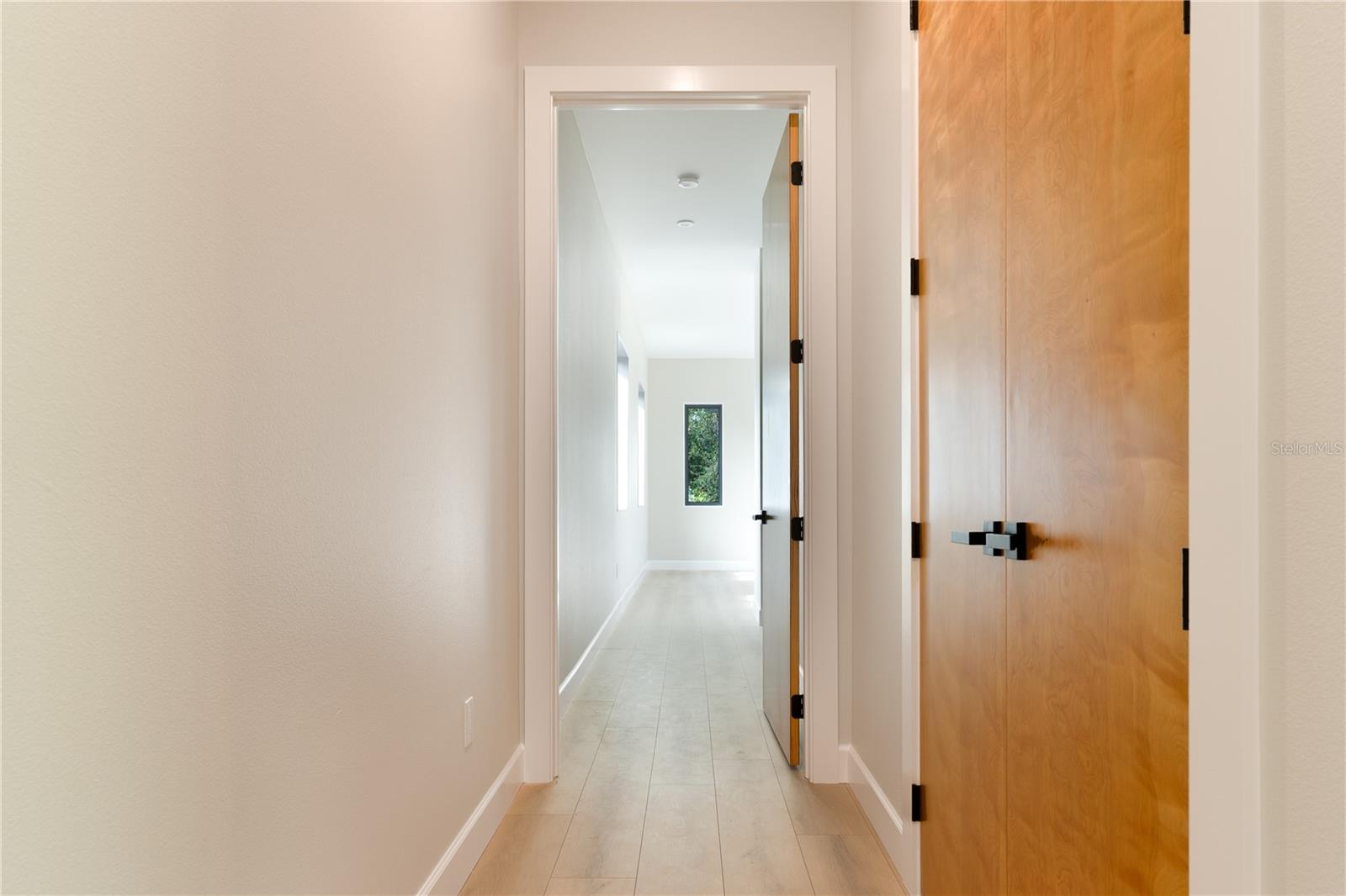 Image 57 of 64 For 2414 Bayshore Road