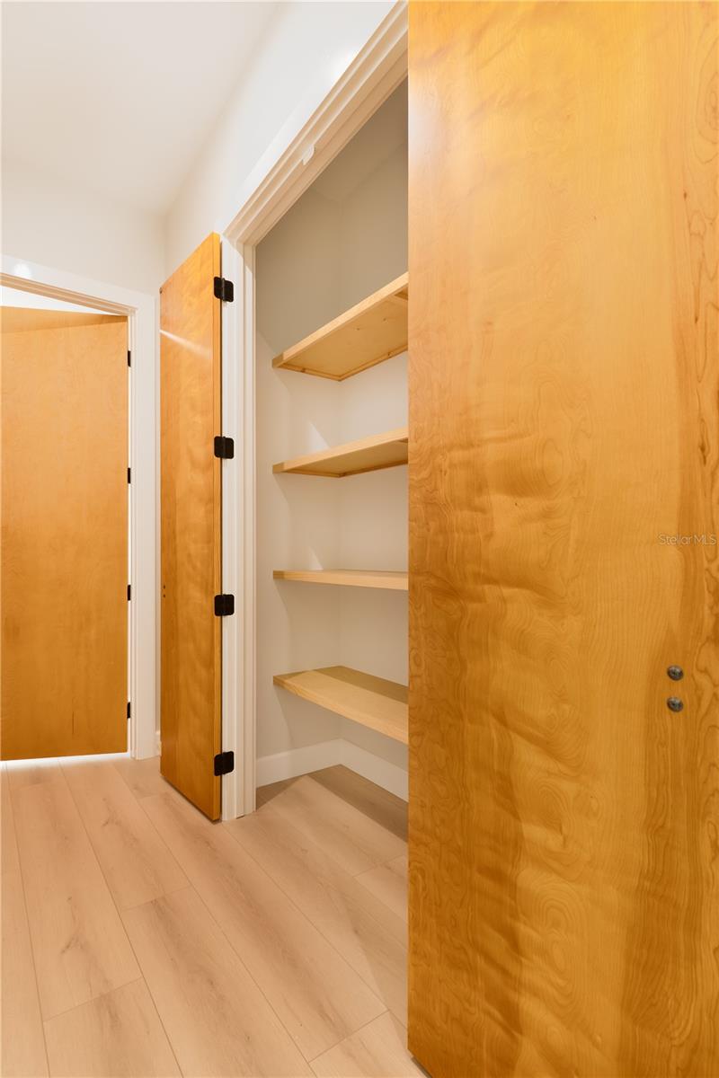 Image 58 of 64 For 2414 Bayshore Road