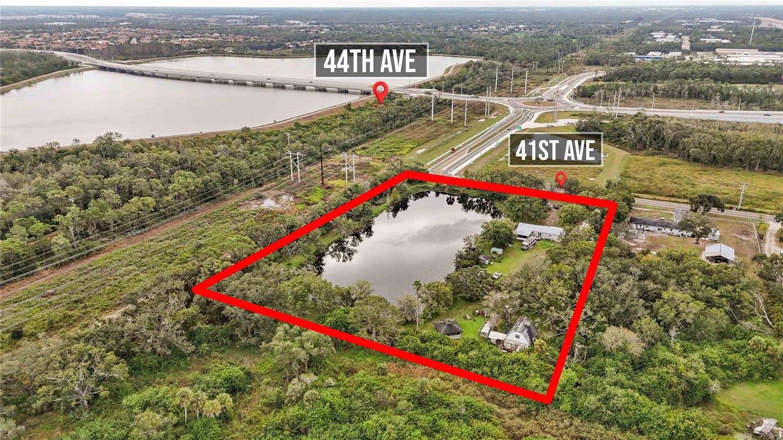 Image 4 of 18 For 8011 41st Avenue E