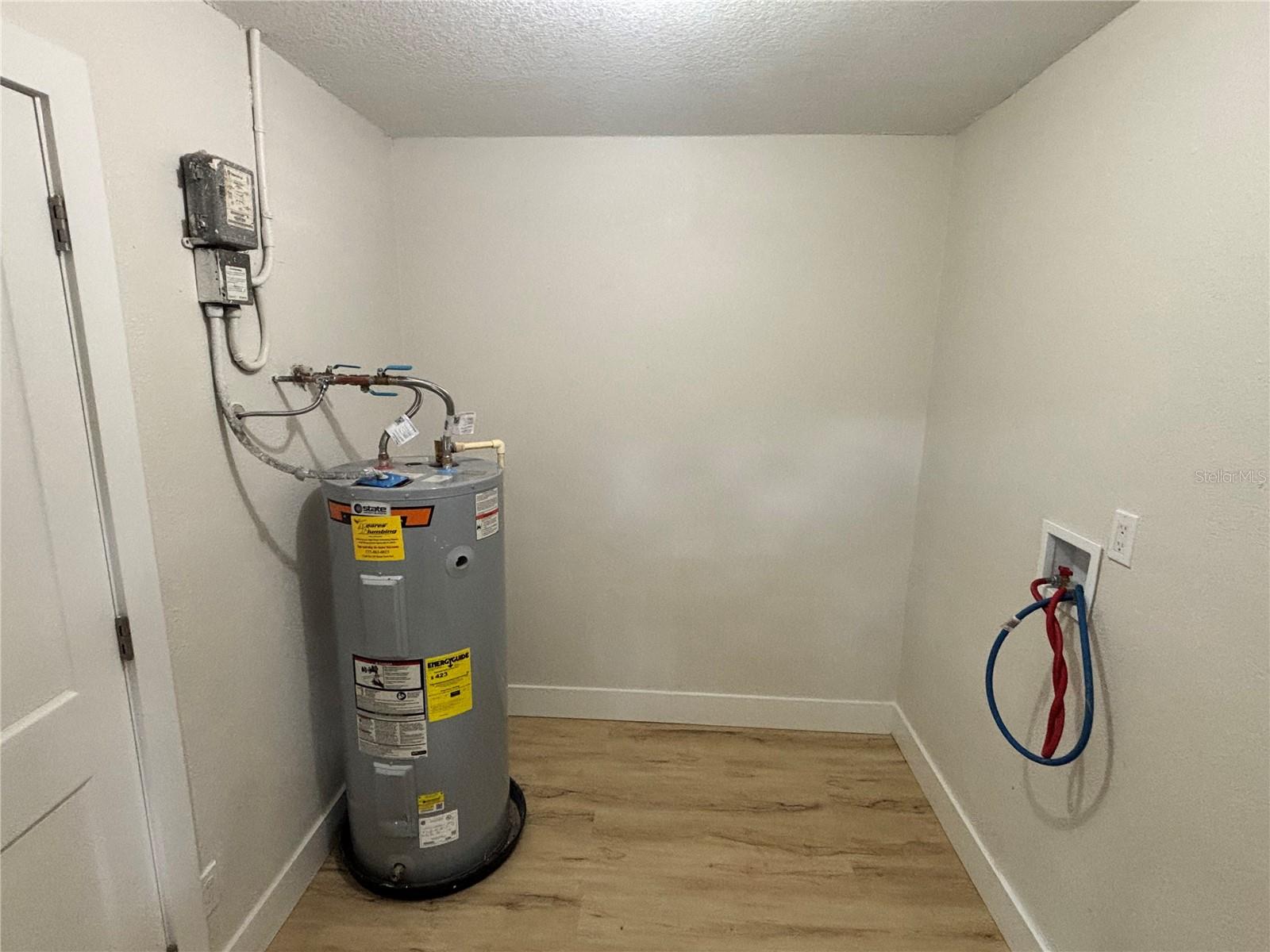 Image 6 of 12 For 8 Kings Circle