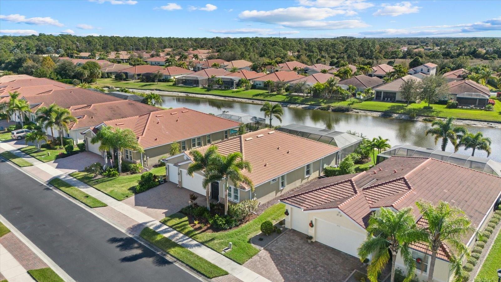 Image 46 of 63 For 11721 Goombay Court