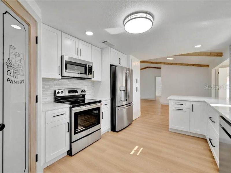 Image 8 of 50 For 3202 63rd Street W