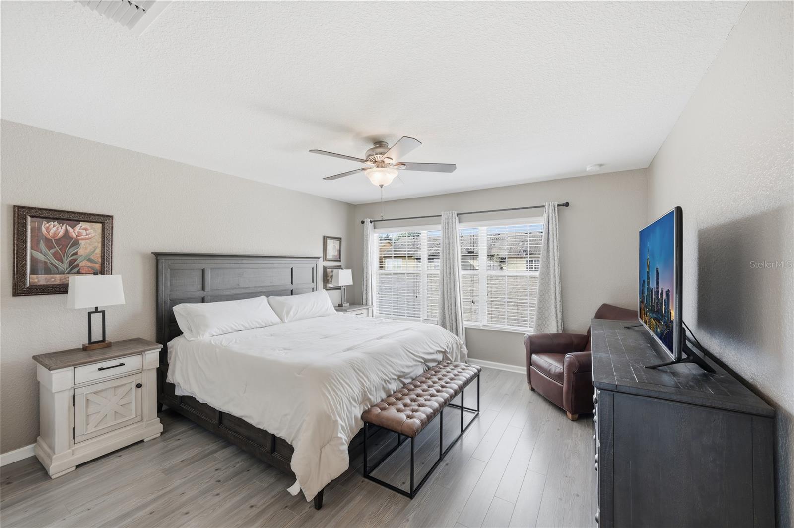 Image 17 of 30 For 7712 Moser Avenue