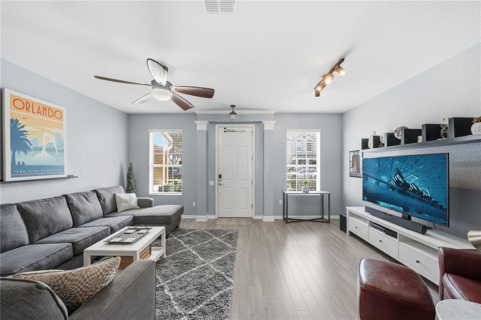 Image 5 of 30 For 7712 Moser Avenue