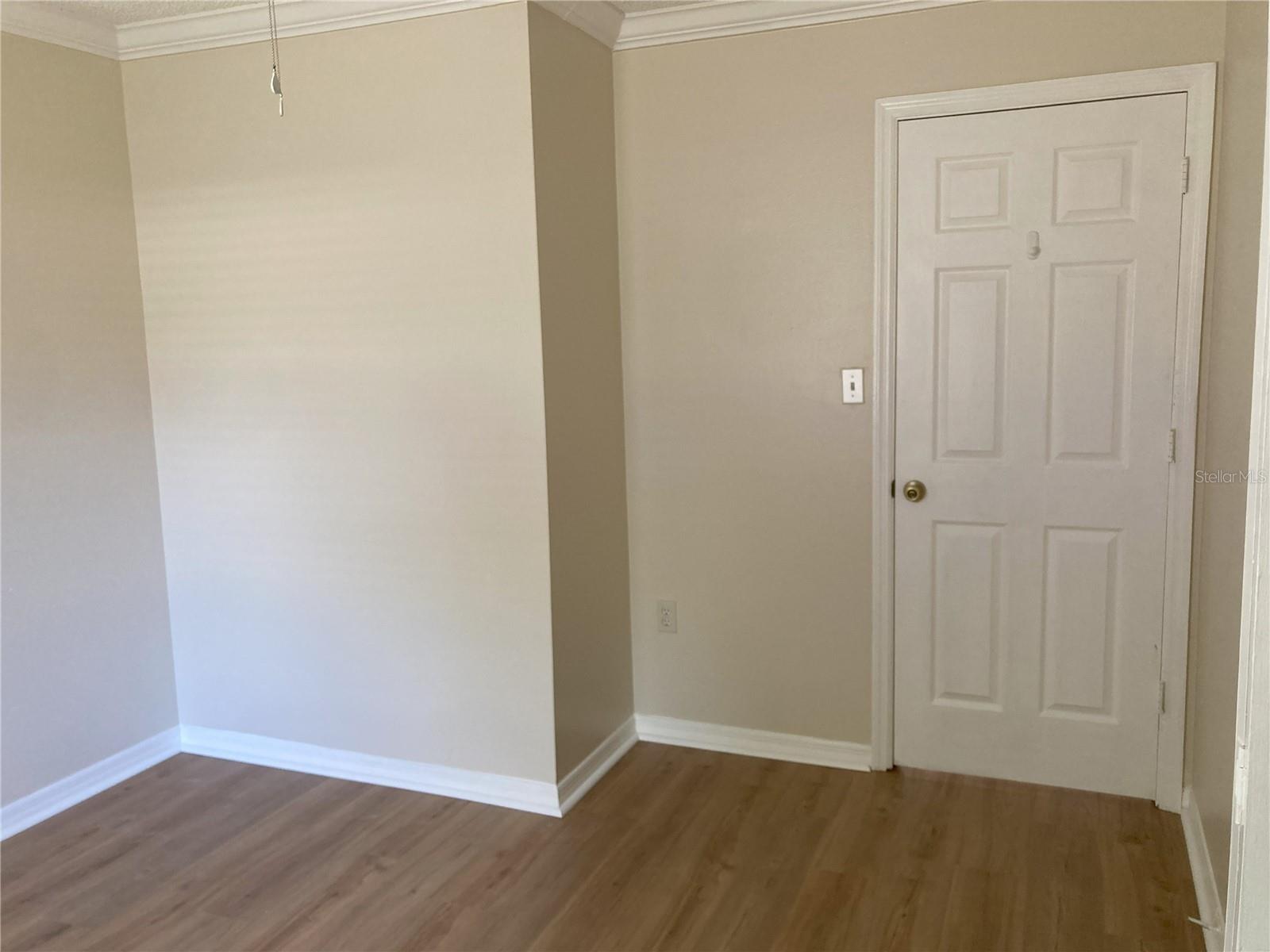 Image 25 of 41 For 1135 Fairfax Glen