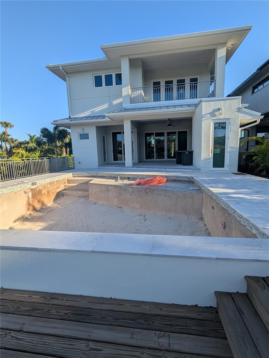 Image 5 of 9 For 533 Venice Lane