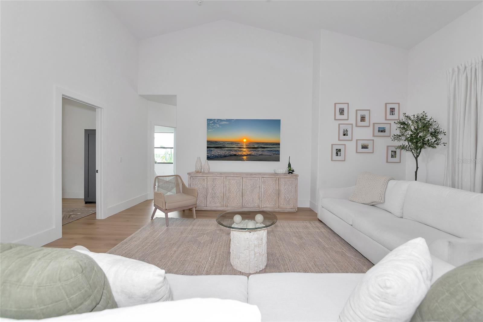 Image 19 of 73 For 22803 67th Avenue E