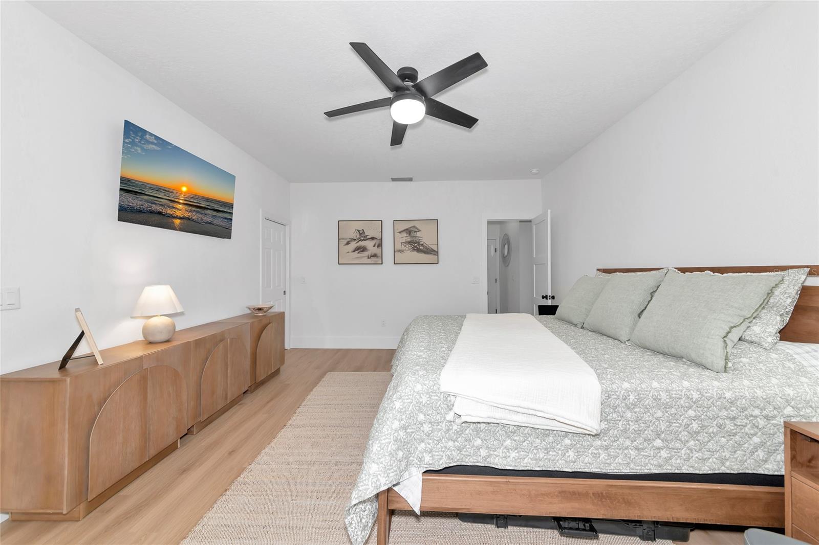 Image 24 of 73 For 22803 67th Avenue E