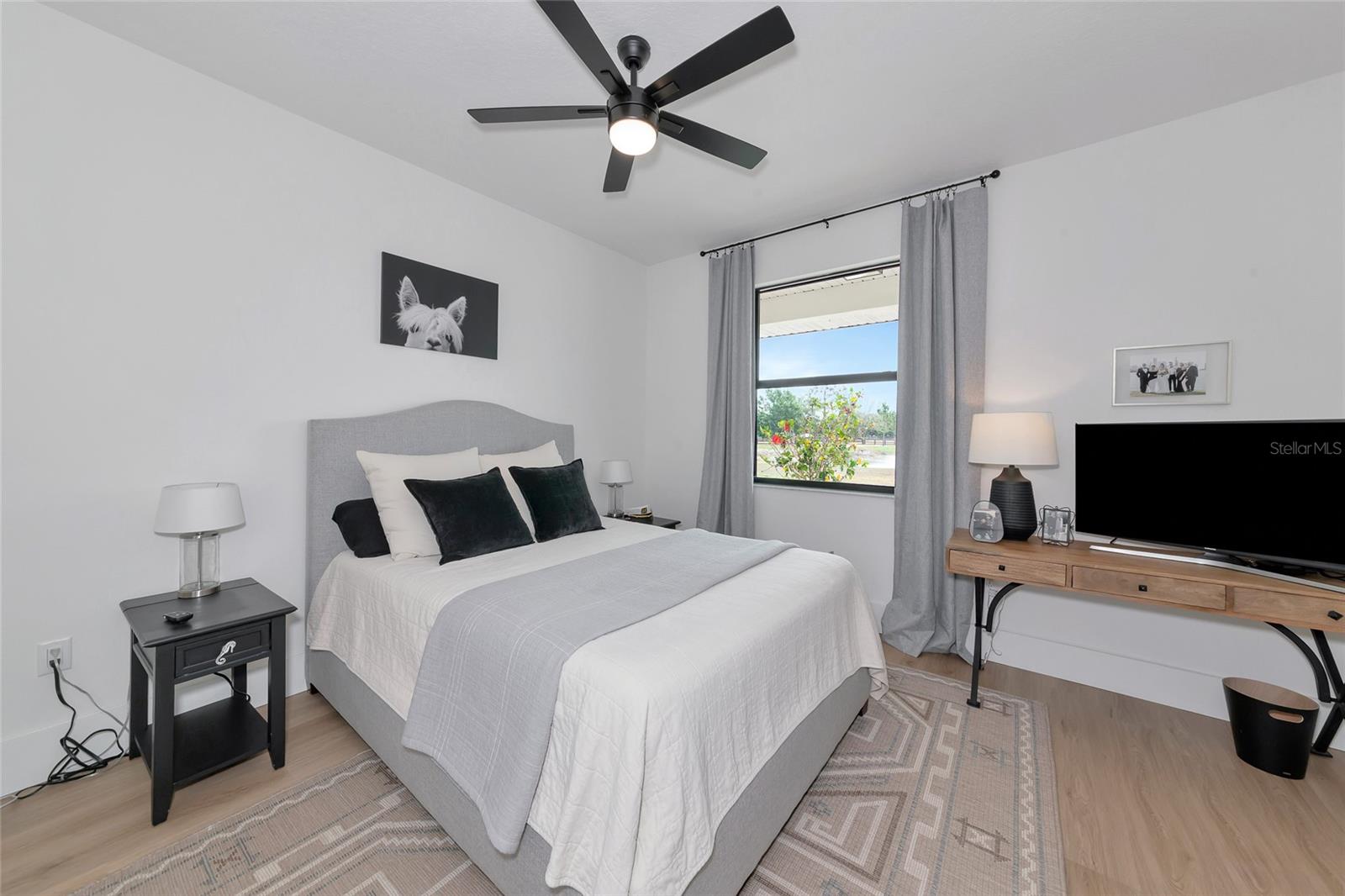 Image 37 of 73 For 22803 67th Avenue E