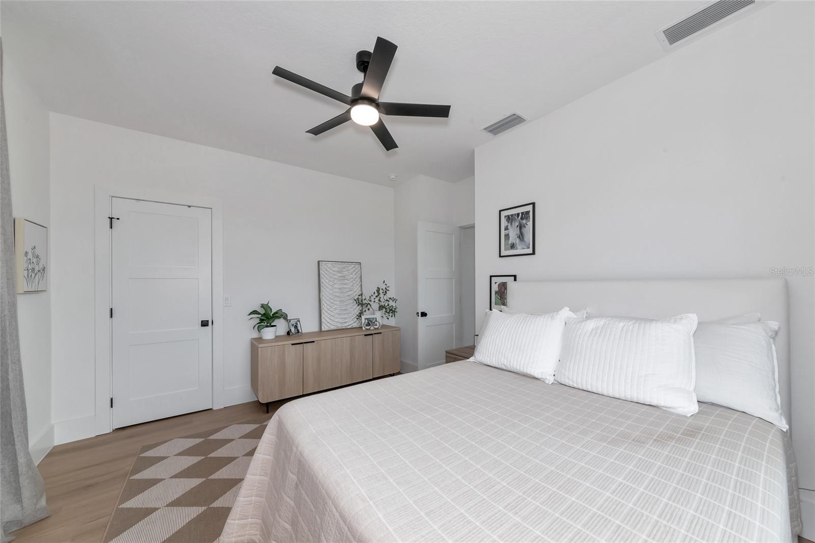 Image 41 of 73 For 22803 67th Avenue E