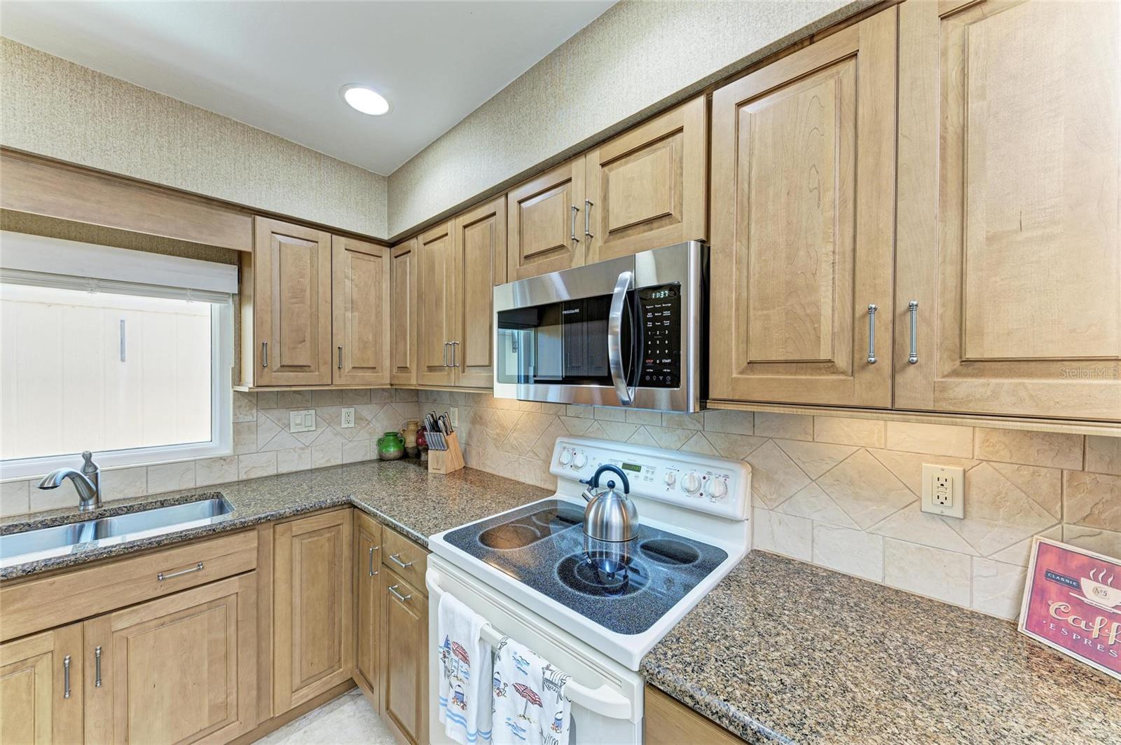 Image 14 of 63 For 7615 4th Avenue W 7615