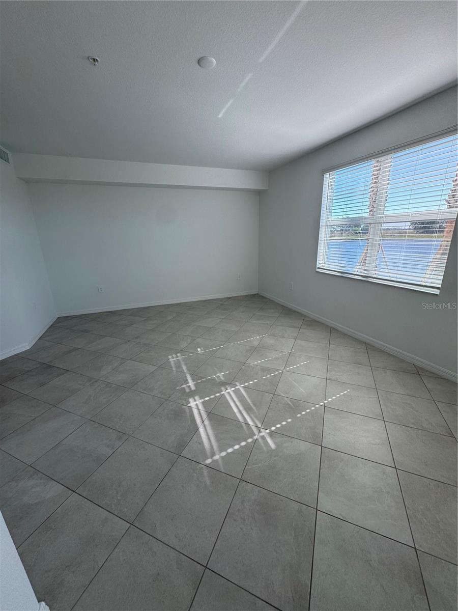 Image 15 of 37 For 19218 Cherrystone Way  104