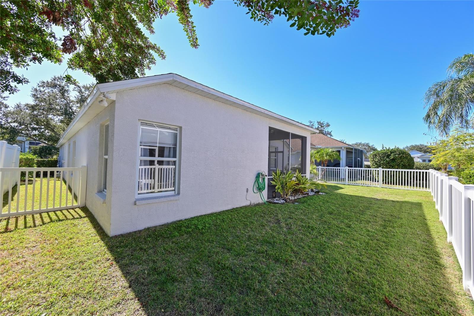 Image 24 of 53 For 12709 Nightshade Place