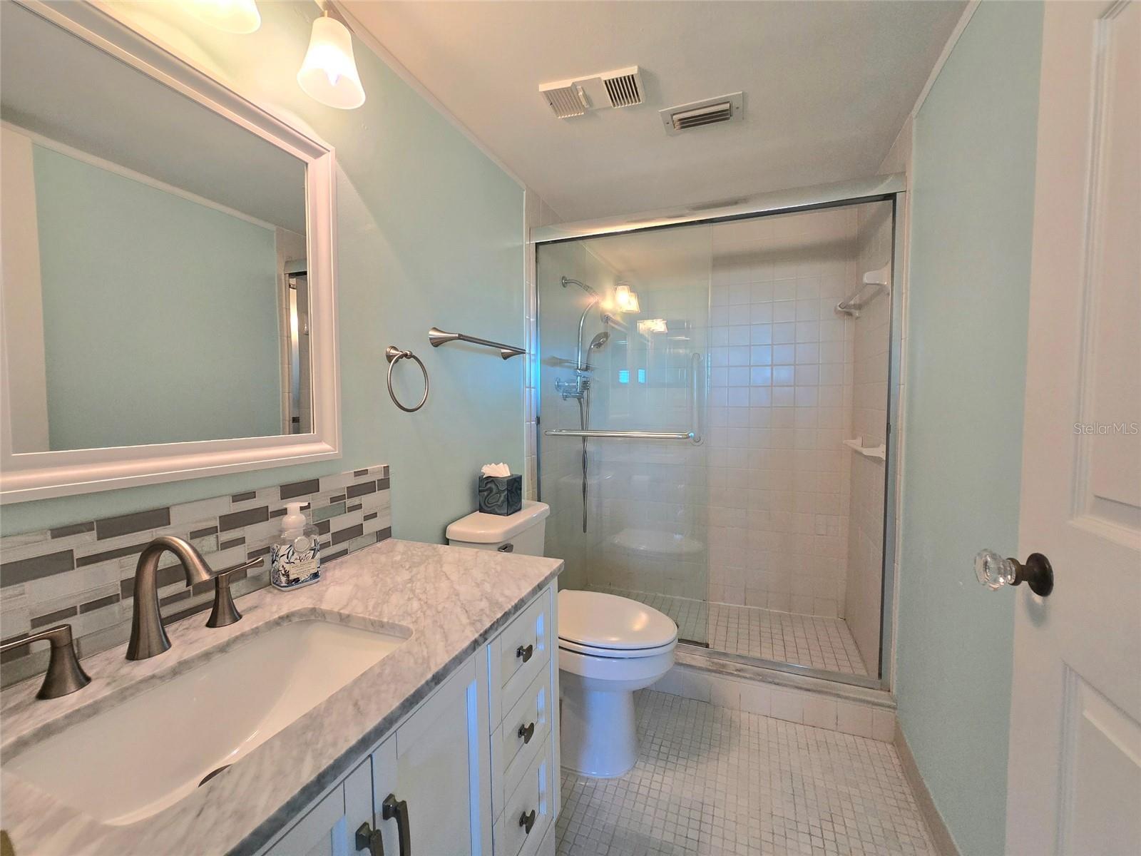 Image 25 of 40 For 3680 Ironwood Circle 603l