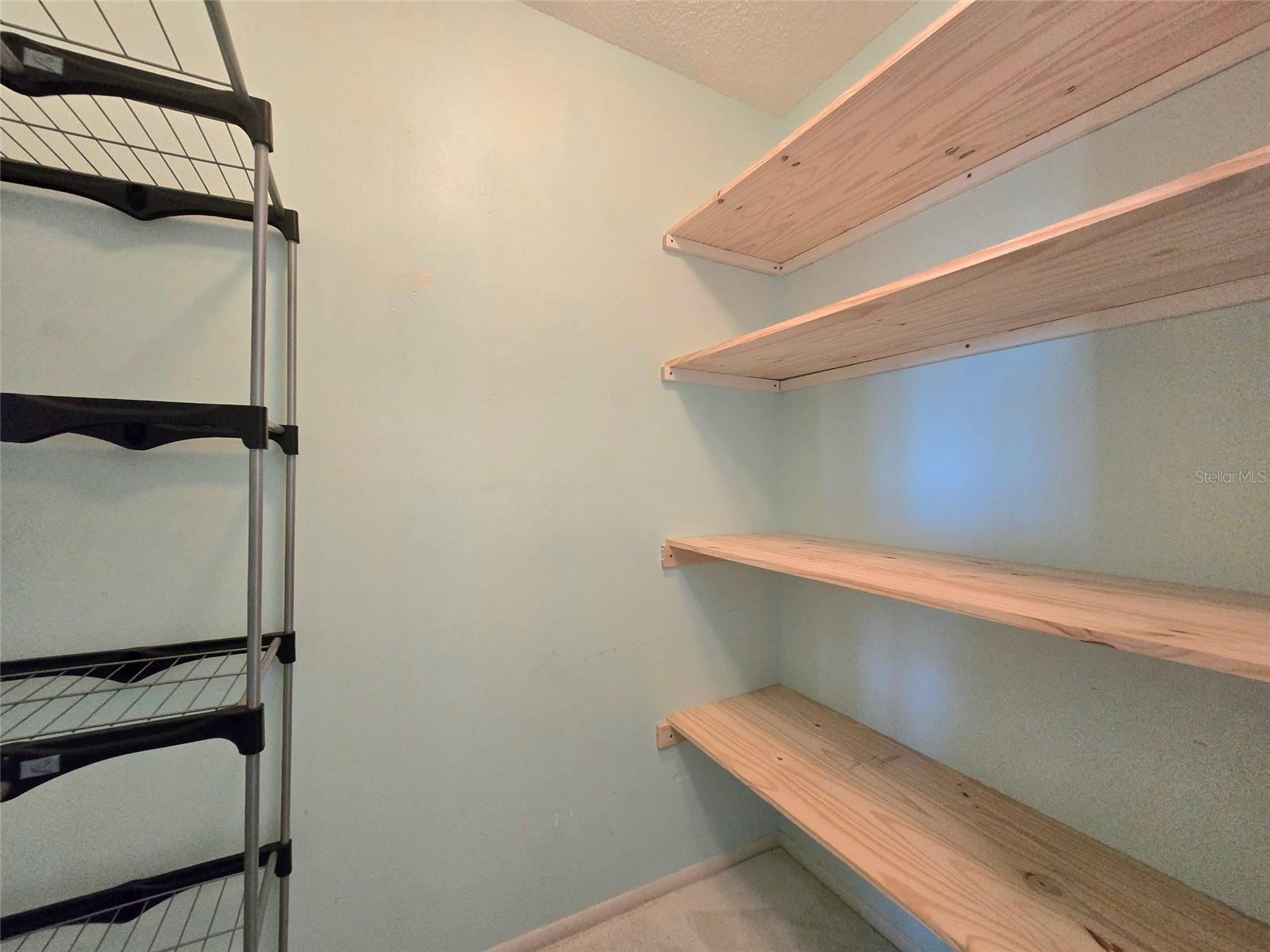 Image 27 of 40 For 3680 Ironwood Circle 603l