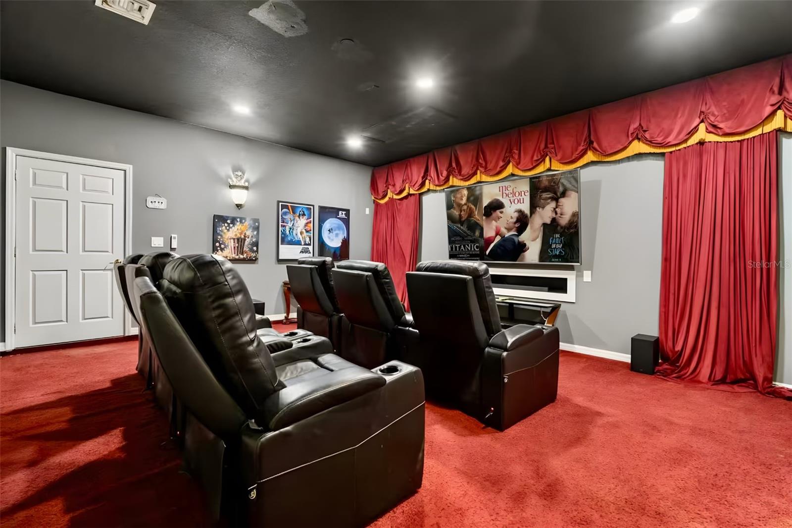 Image 16 of 43 For 8007 Acadia Estates Court