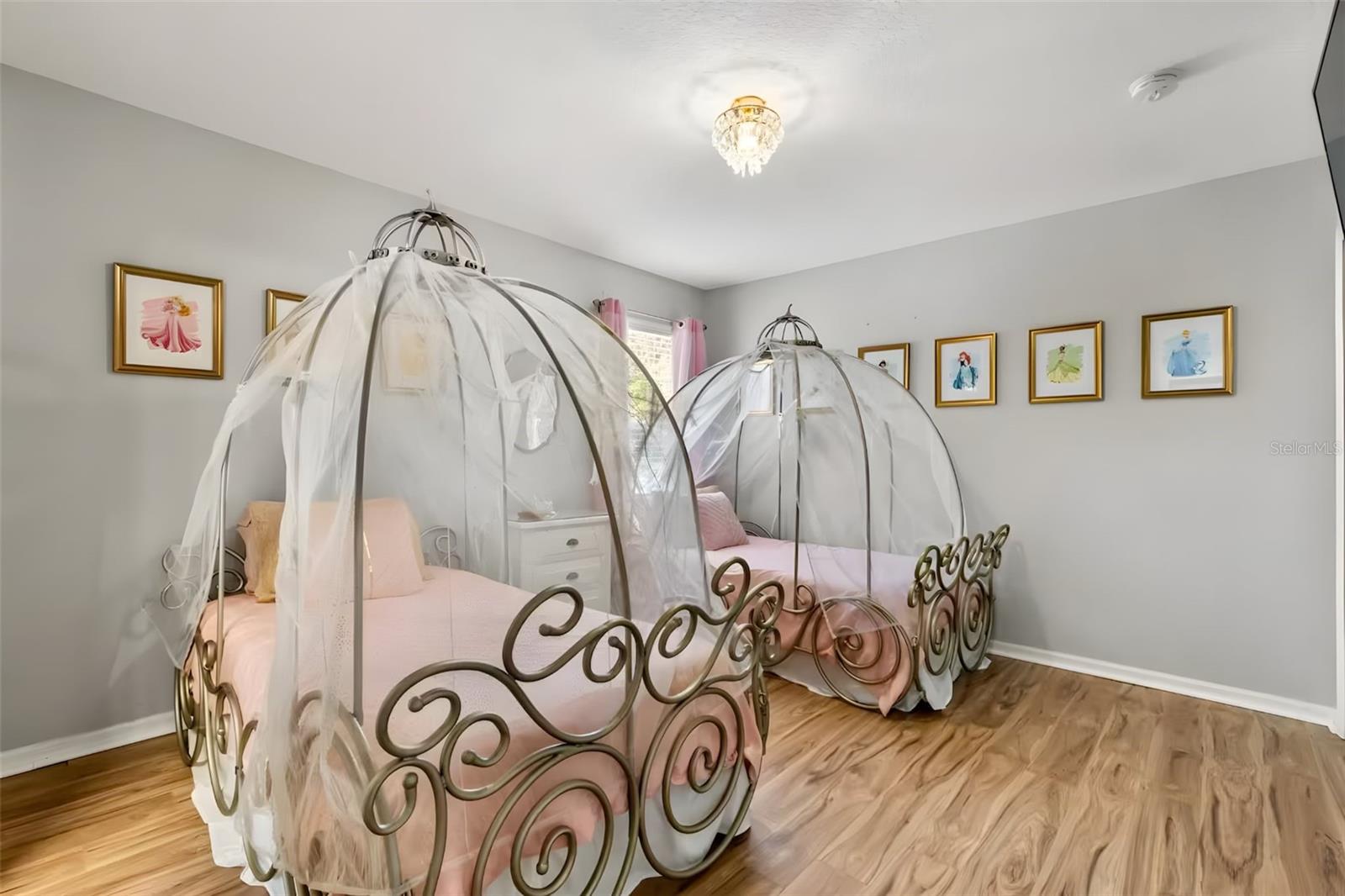 Image 24 of 43 For 8007 Acadia Estates Court