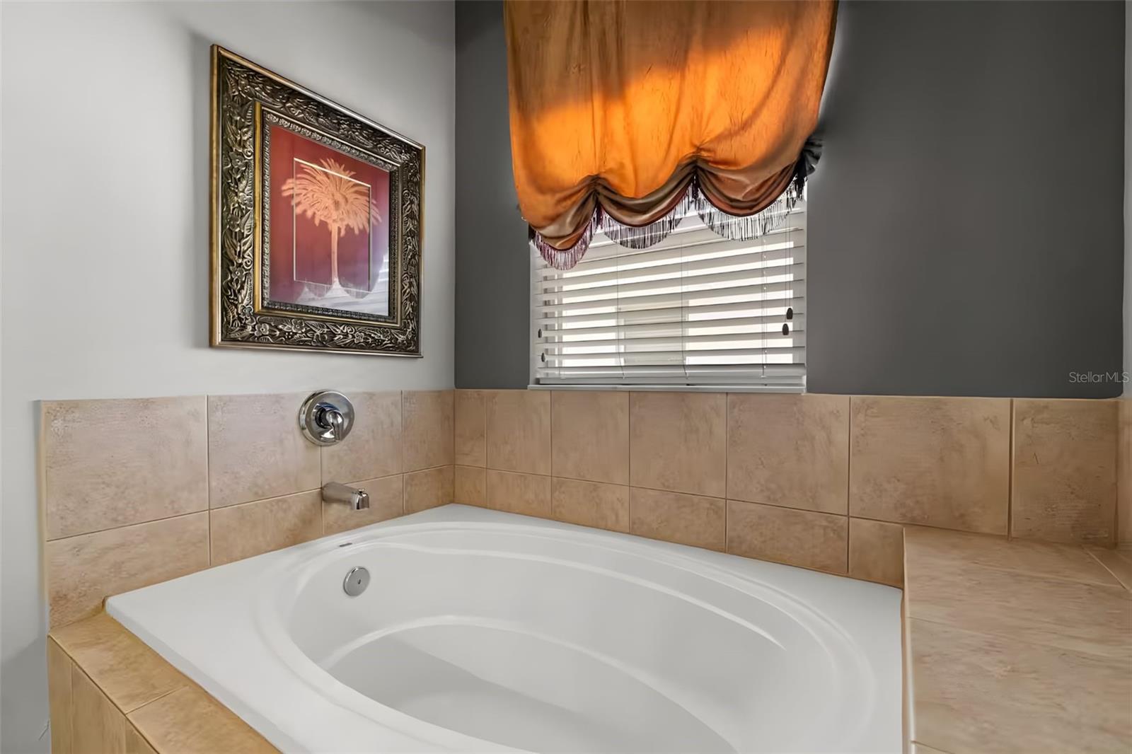 Image 28 of 43 For 8007 Acadia Estates Court