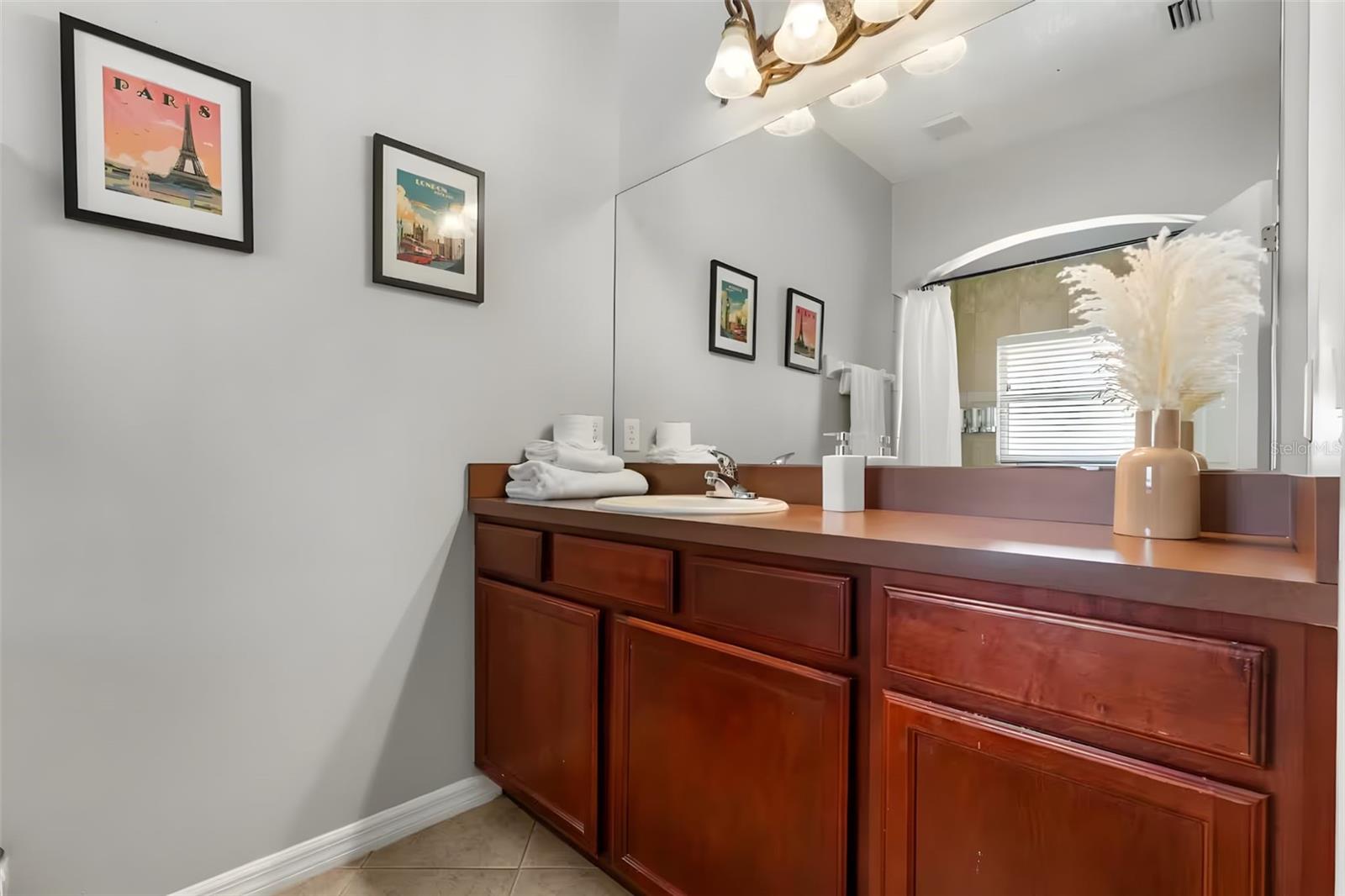 Image 31 of 43 For 8007 Acadia Estates Court