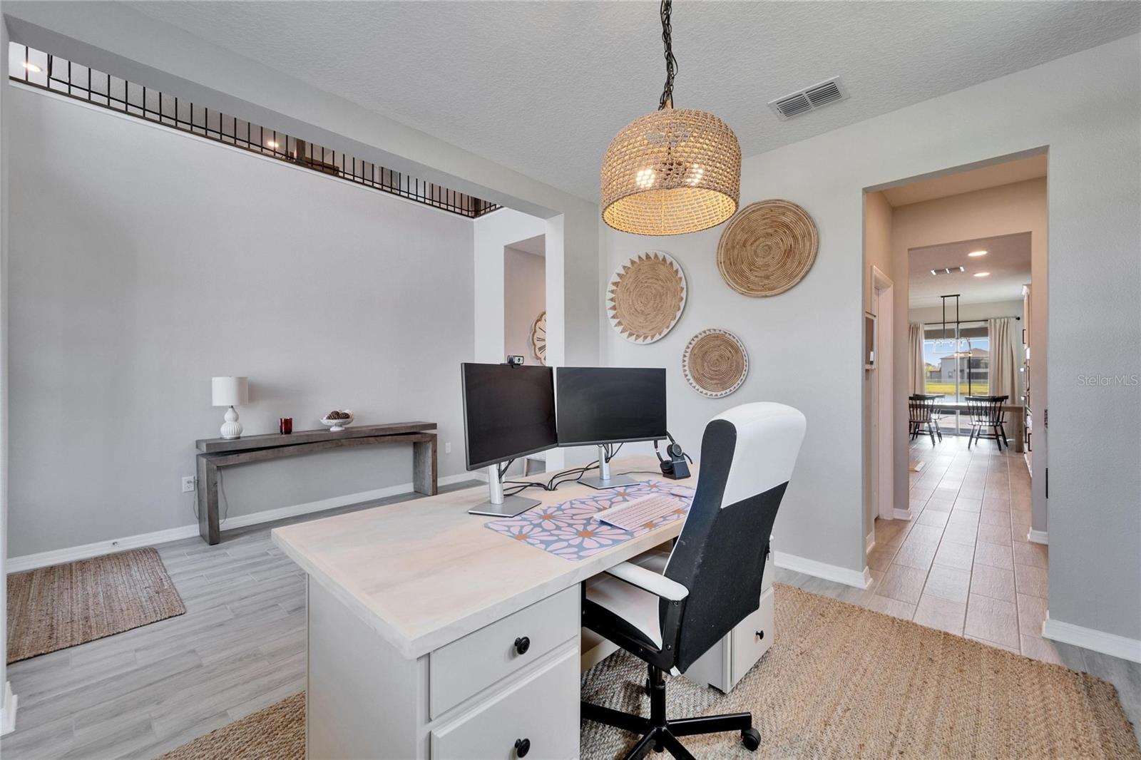 Image 11 of 86 For 4904 Eagle Rock Drive