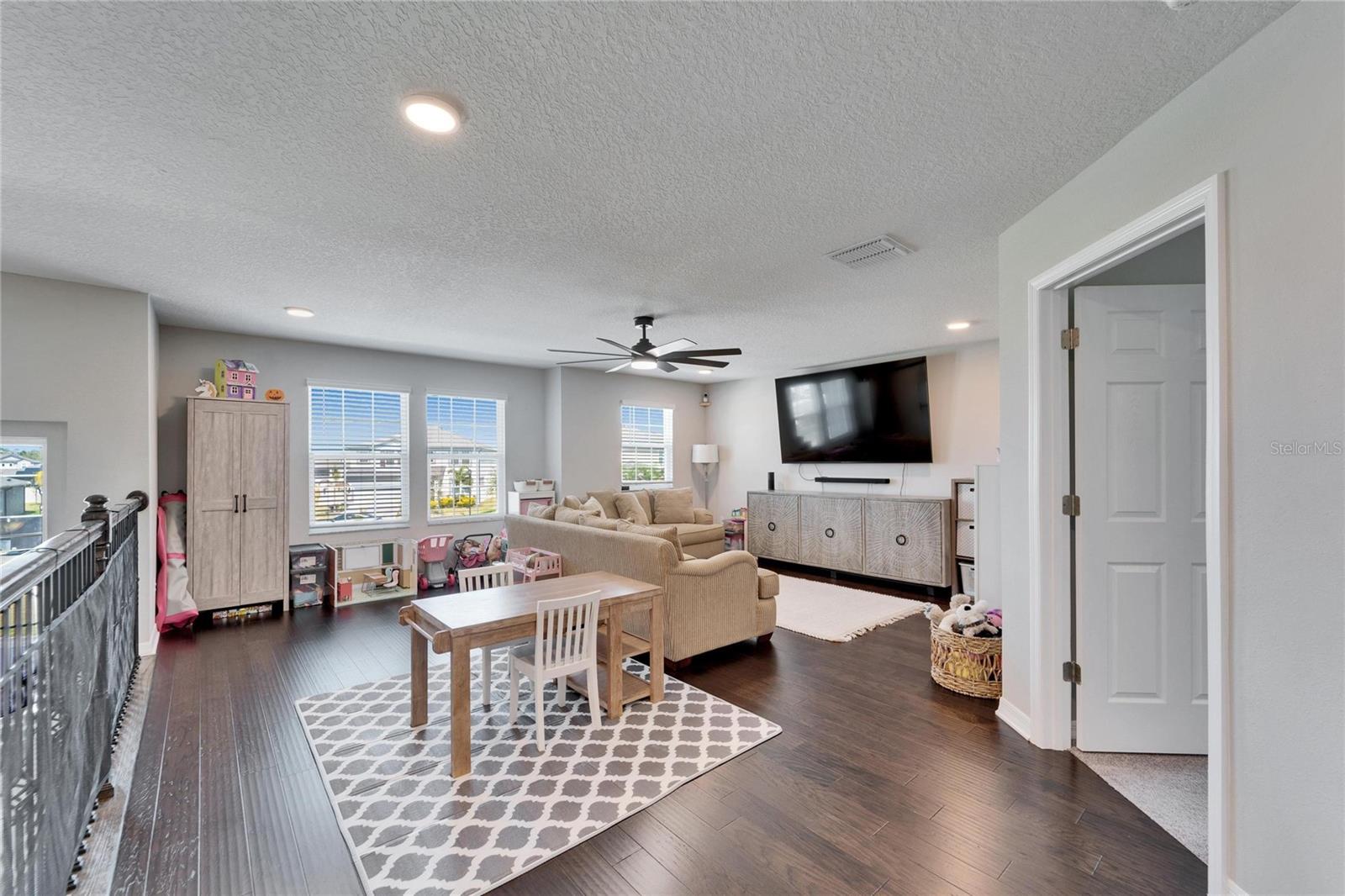 Image 29 of 86 For 4904 Eagle Rock Drive