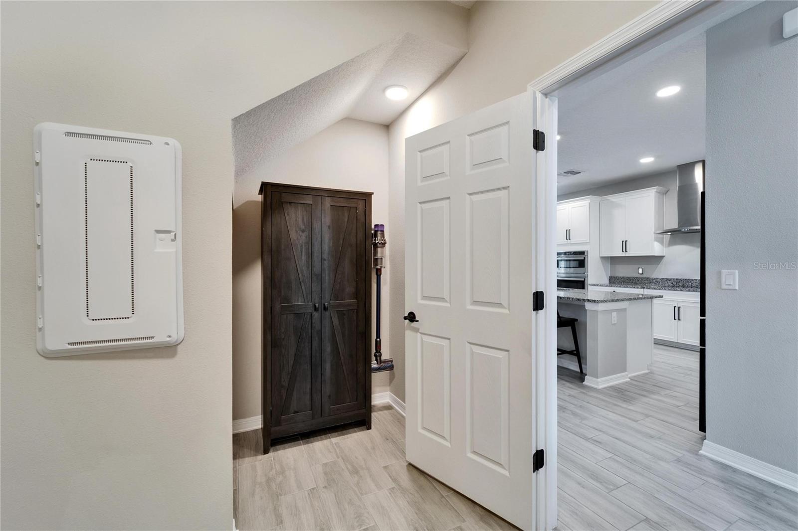 Image 57 of 86 For 4904 Eagle Rock Drive