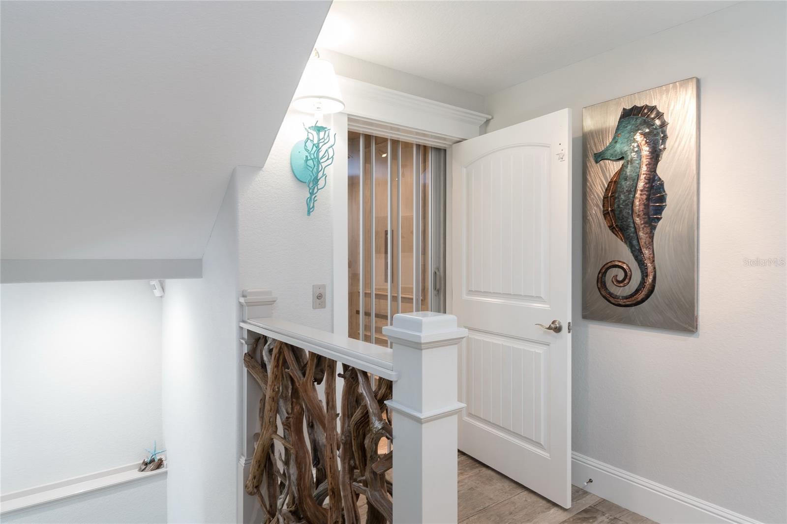 Listing photo id 40 for 2302 Gulf Drive N