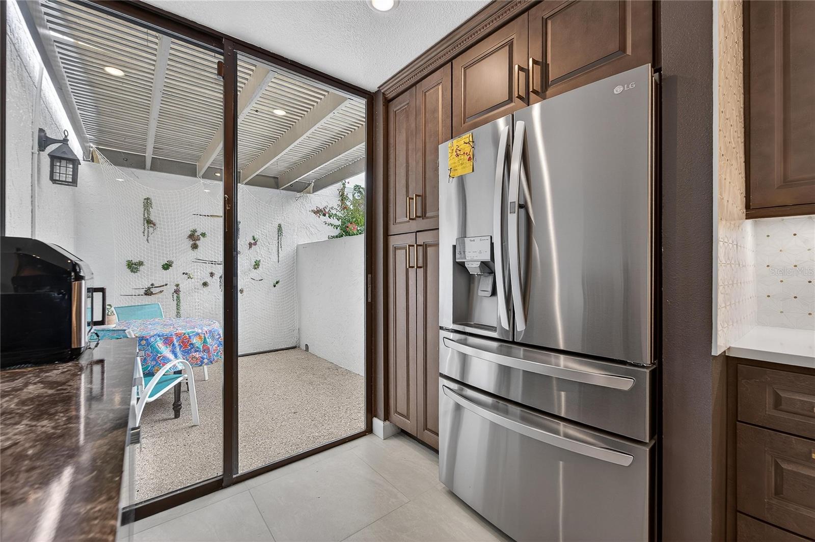 Image 20 of 80 For 513 Bayport Way 513