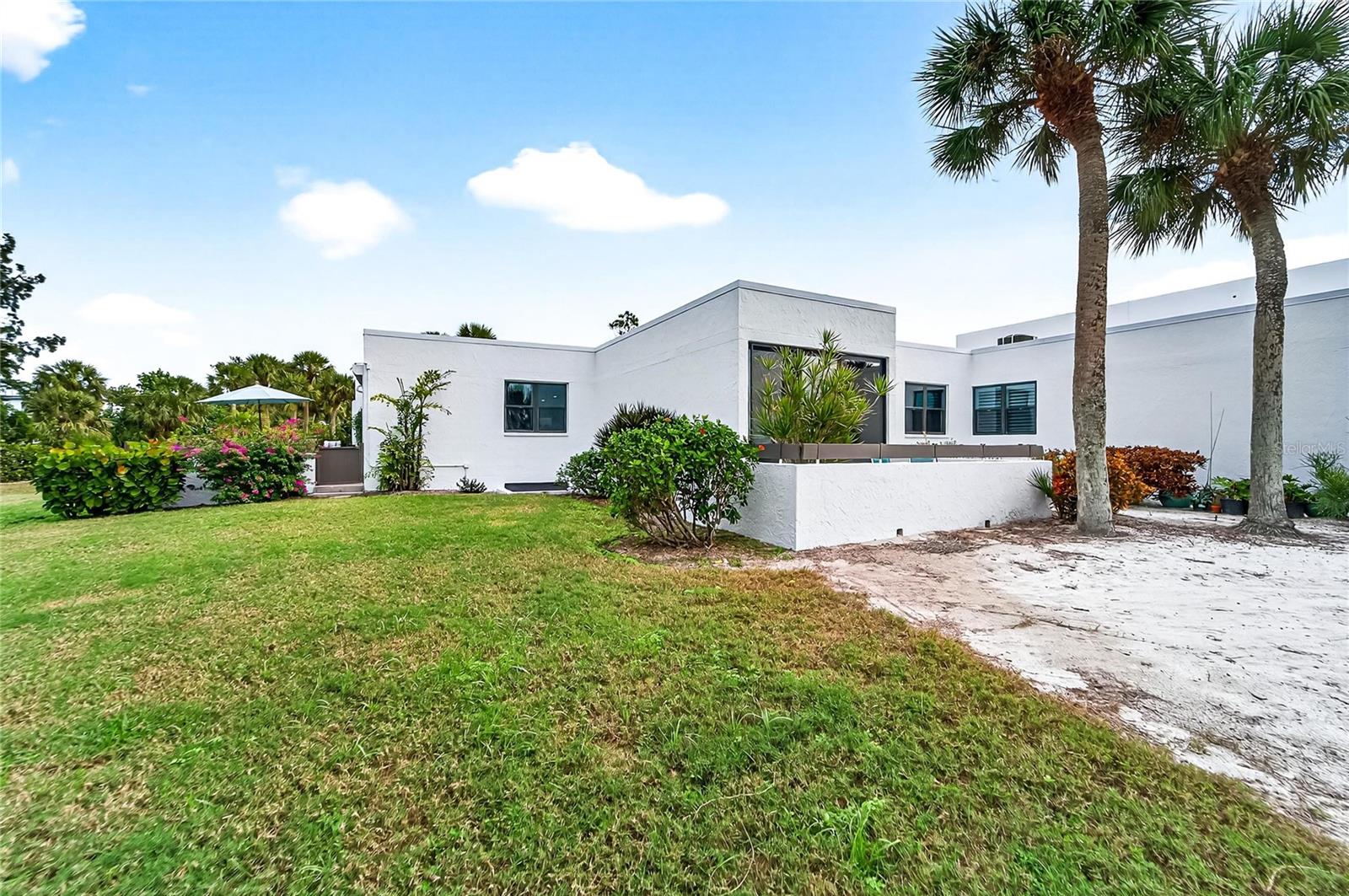 Image 55 of 80 For 513 Bayport Way 513