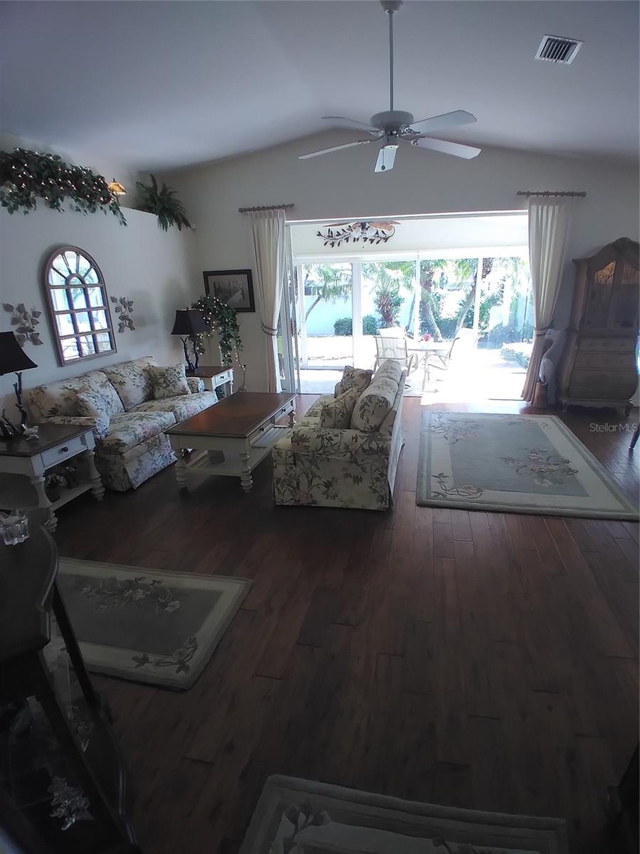 Image 16 of 28 For 7476 Eleanor Circle